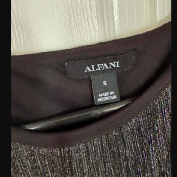 NWOT Shine Pleated Long-Sleeve Top (in DEEP BLACK) - Picture 6 of 8